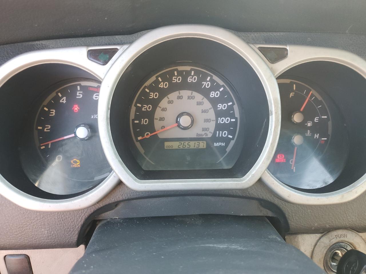 2005 Toyota 4Runner - Image 9