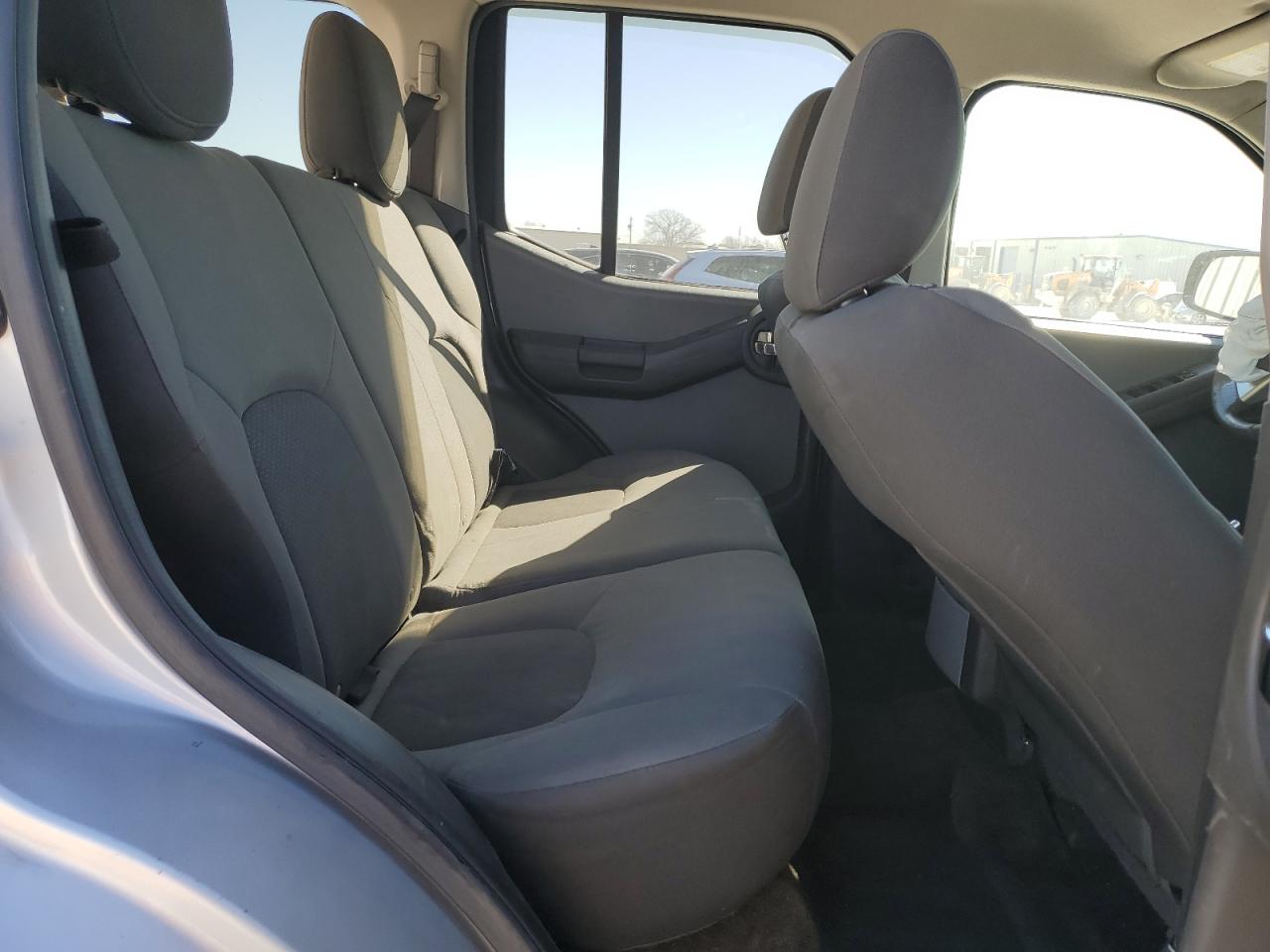 2013 Nissan XTerra - Image 12