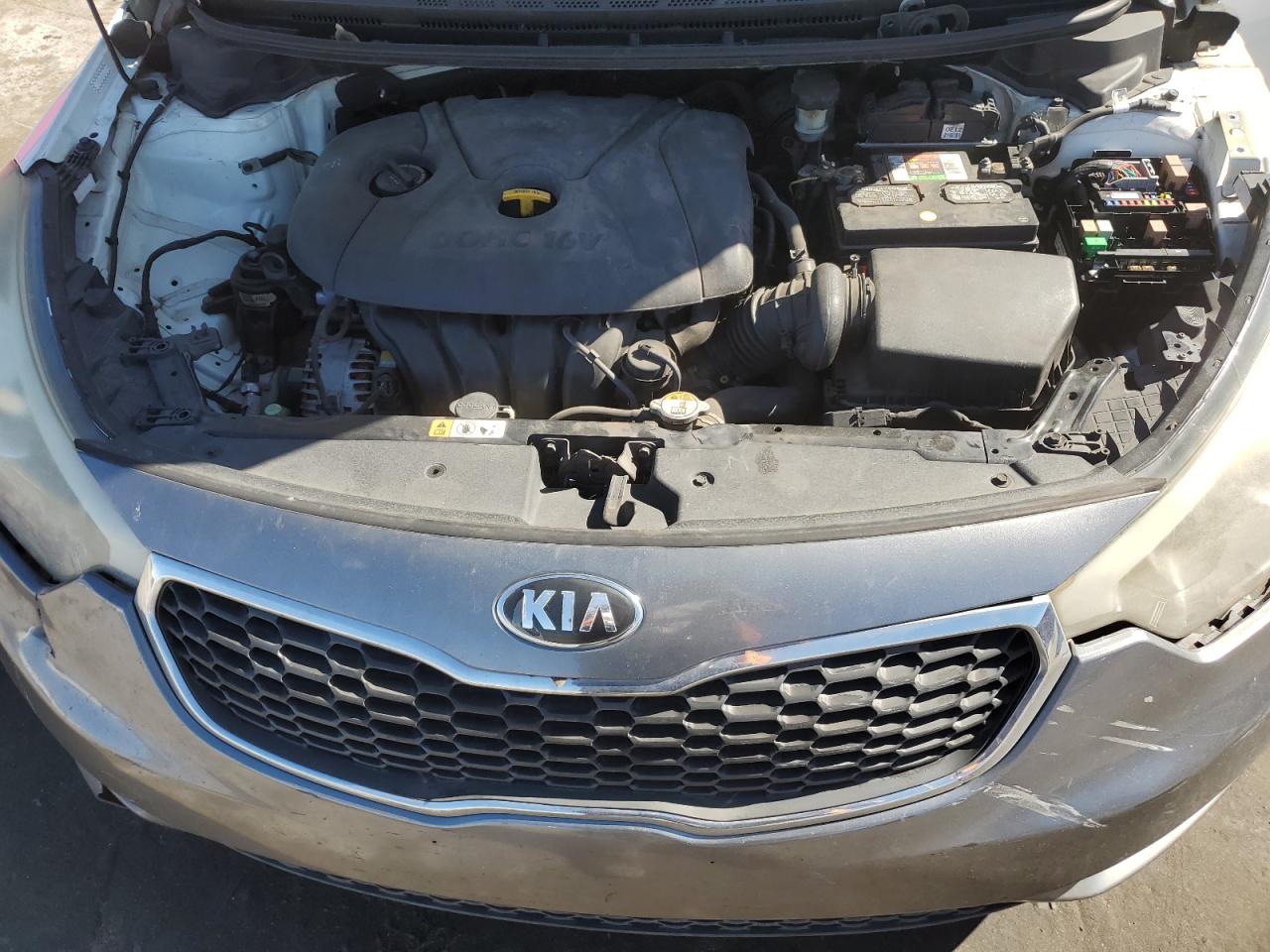 2016 Kia Forte - Image 13