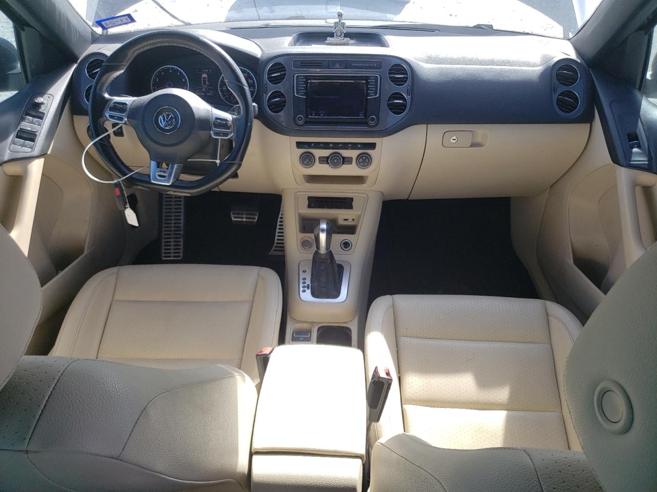 2016 Volkswagen Tiguan - Image 8