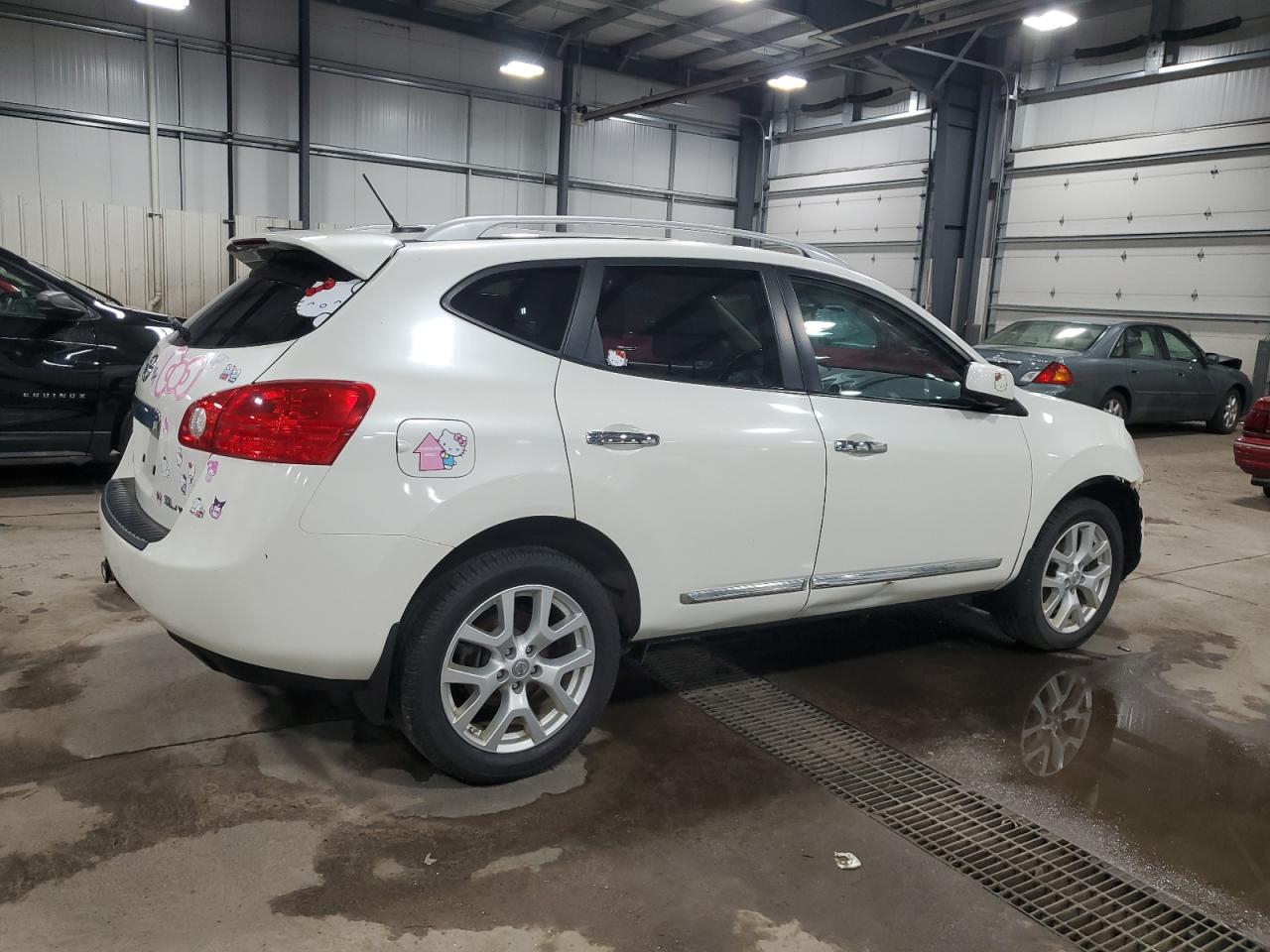2013 Nissan Rogue - Image 3