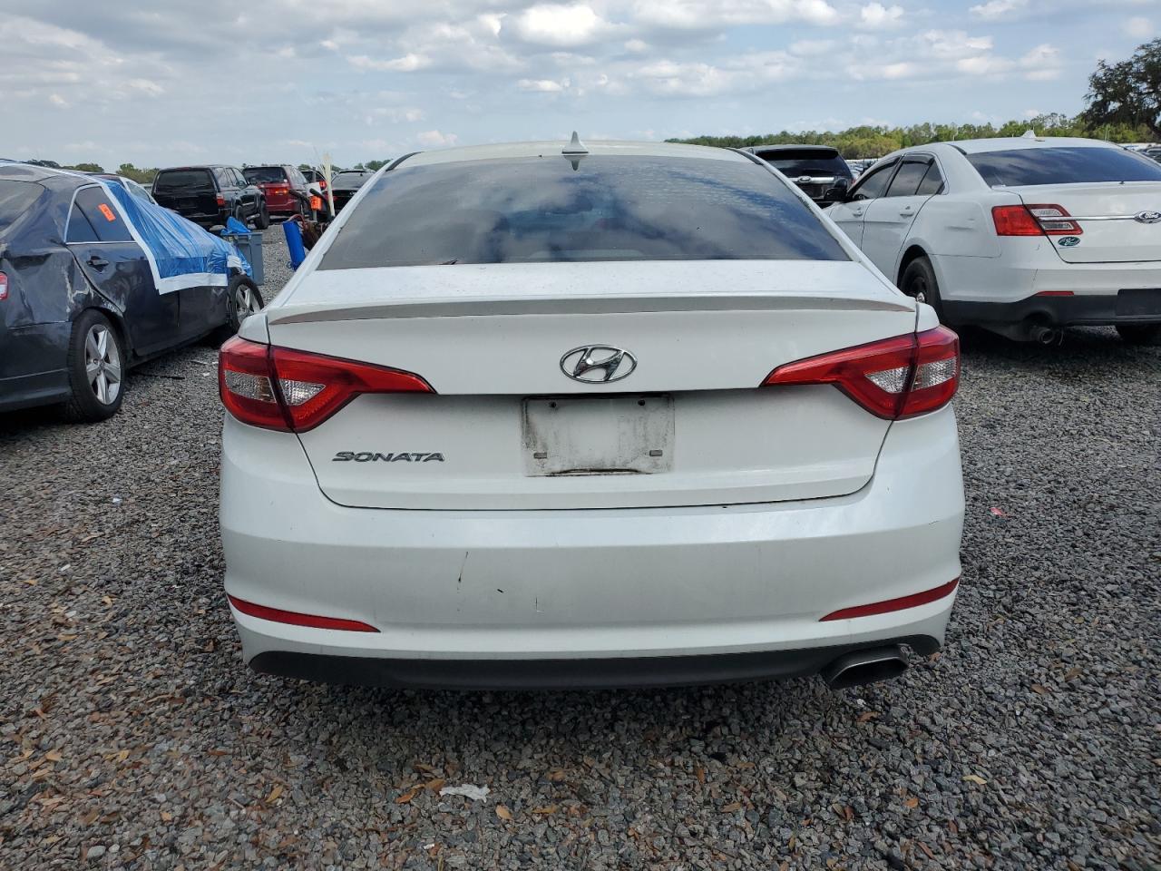 2017 Hyundai Sonata - Image 6