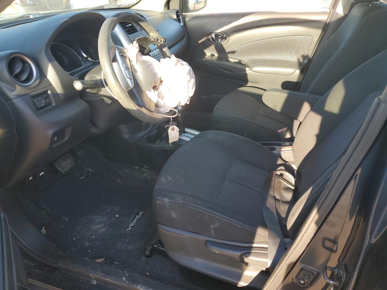 3N1CN7AP1HL906100 NISSAN VERSA 2017