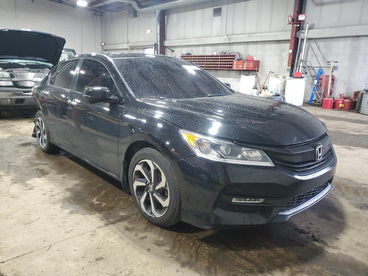 2016 Honda Accord - Image 4