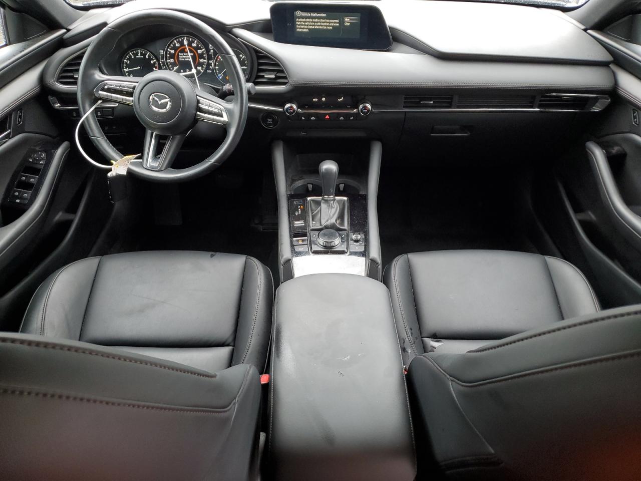 2021 Mazda 3 - Image 8