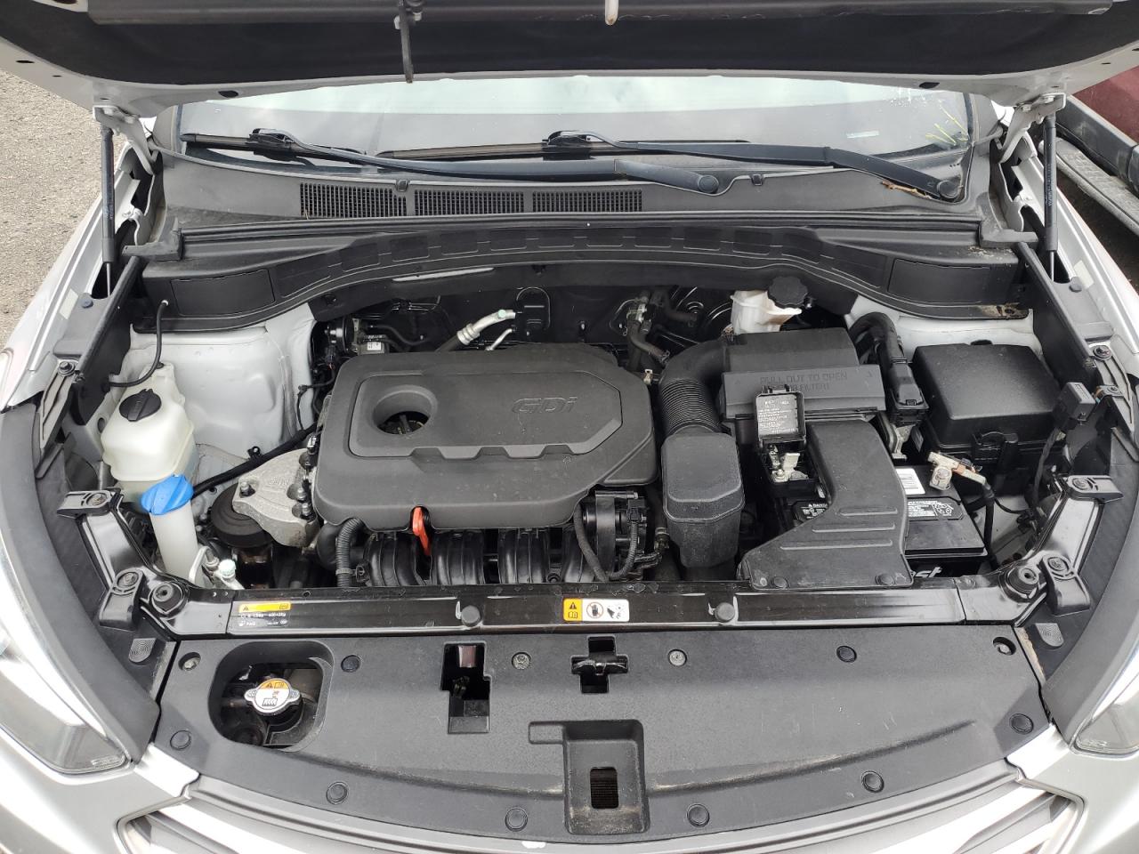 2017 Hyundai Santa Fe - Image 12