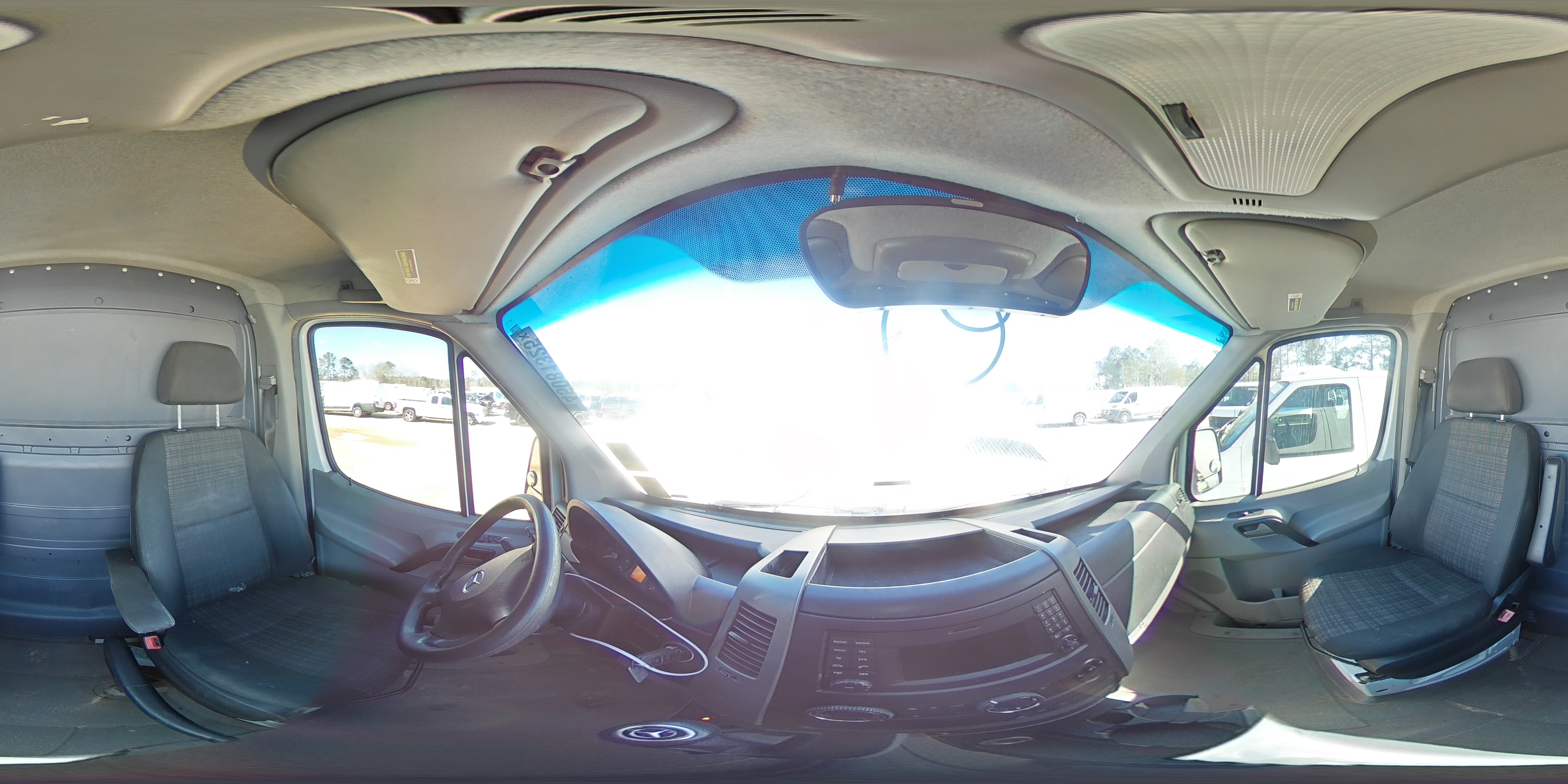 2016 Mercedes-Benz Sprinter - Image 14