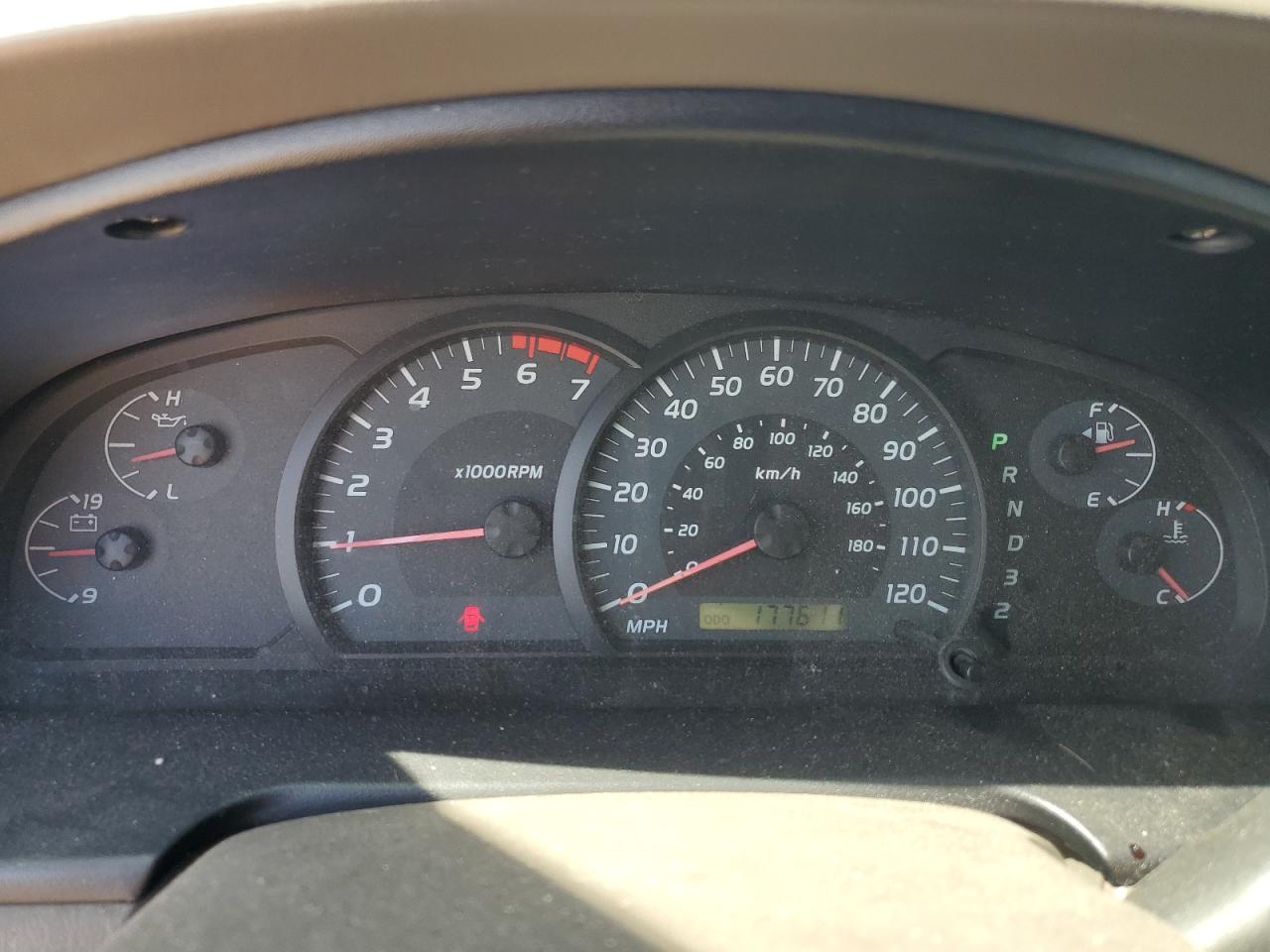 2005 Toyota Tundra - Image 9