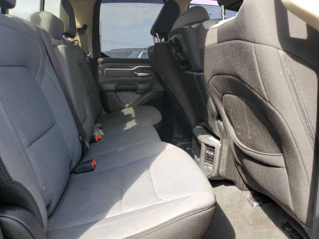 2019 RAM 1500 - Image 11