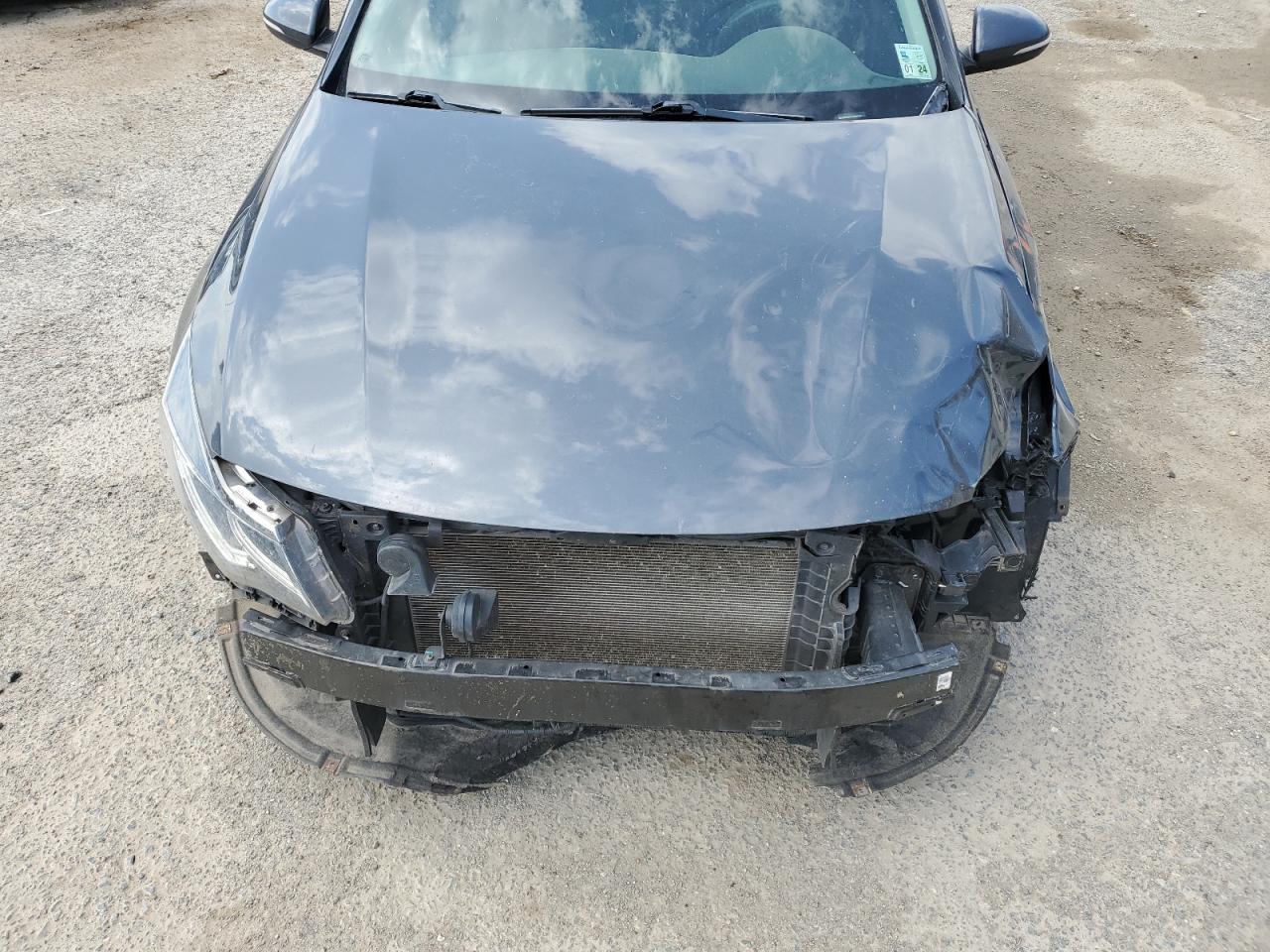 2020 Kia Optima - Image 11