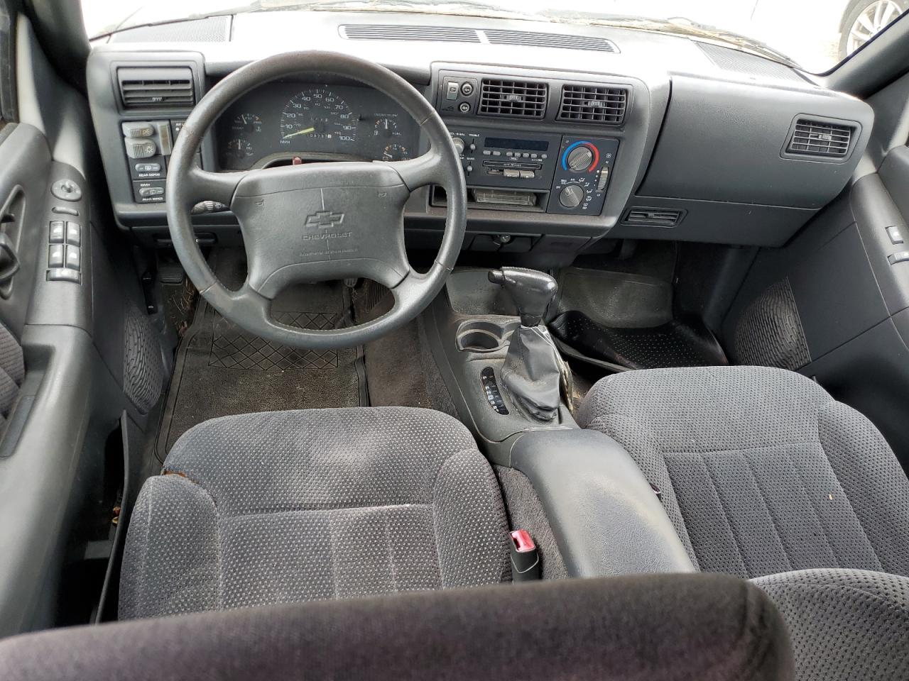 1997 Chevrolet Blazer VIN: 1GNDT13W5V2204892 Lot: 48639395