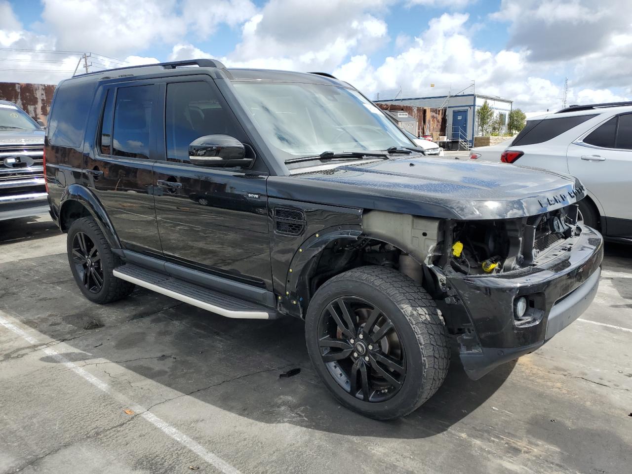 2015 Land Rover LR4 - Image 4
