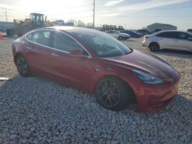 TESLA MODEL 3 2019 Красный