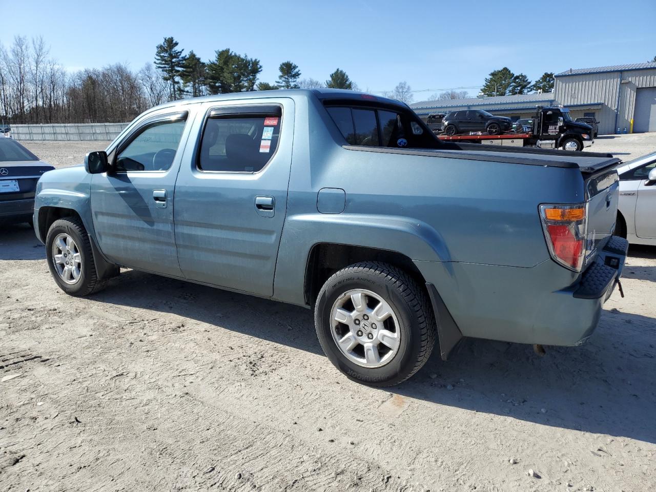 2007 Honda Ridgeline - Image 2