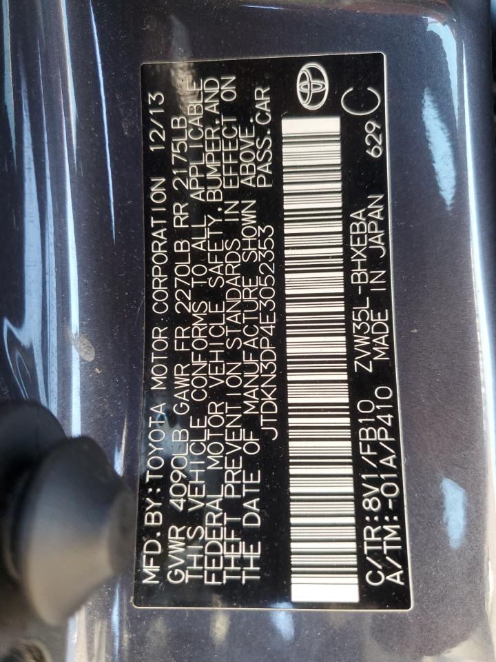 2014 Toyota Prius - Image 12