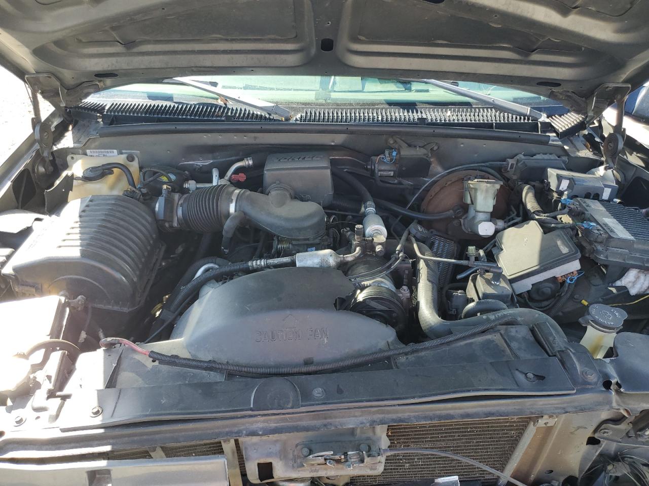 1999 GMC Yukon - Image 13