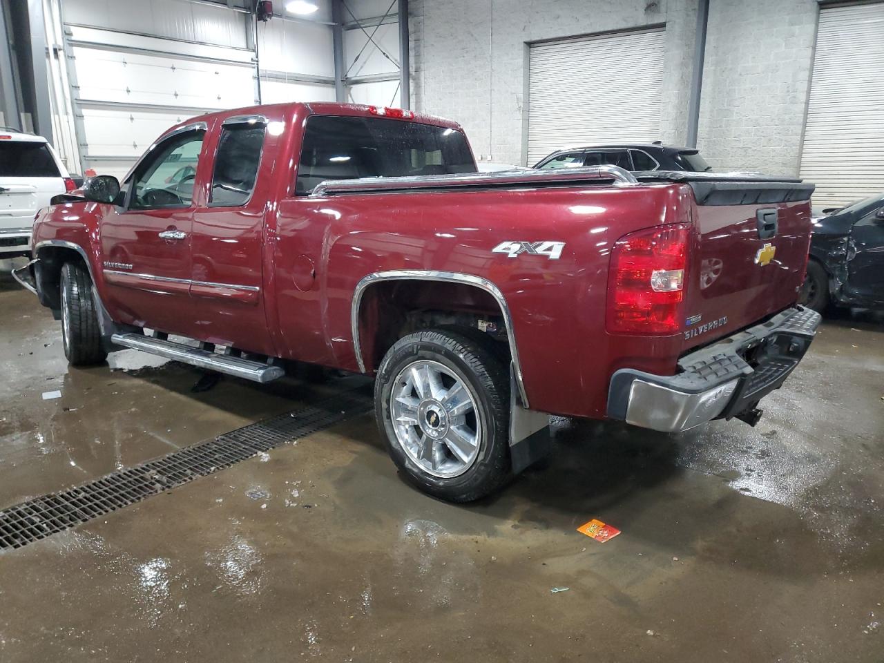 2013 Chevrolet Silverado - Image 2