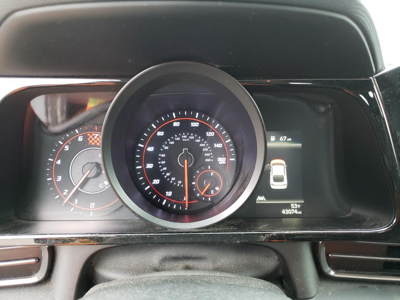 2022 Hyundai Elantra - Image 9