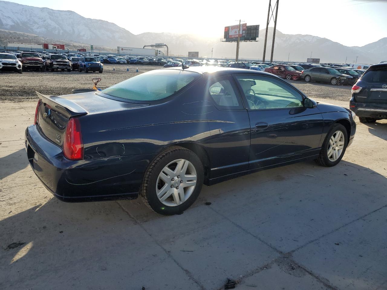 2007 Chevrolet Monte Carlo - Image 3