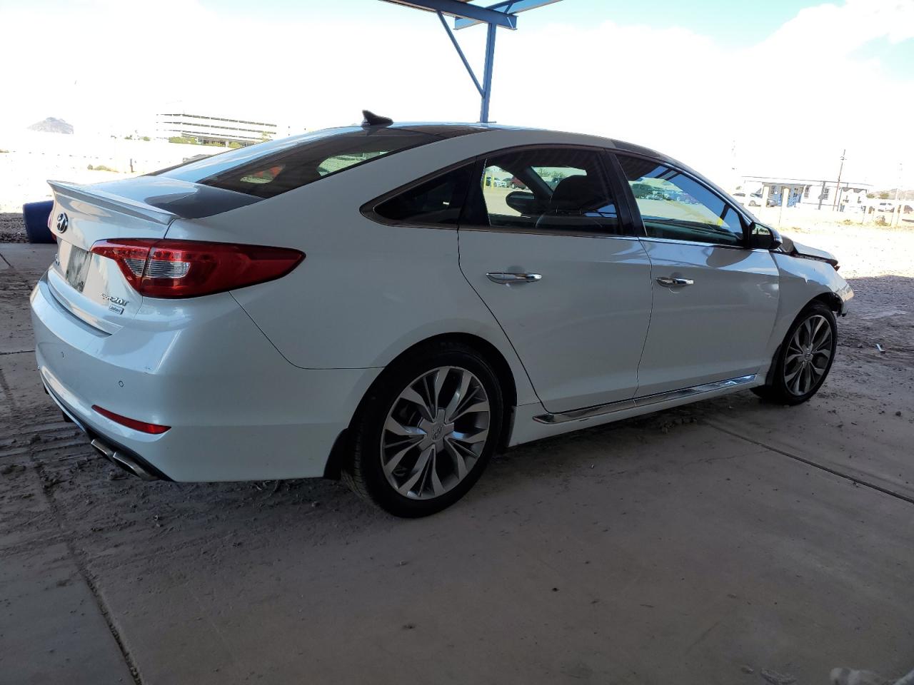 2015 Hyundai Sonata - Image 3