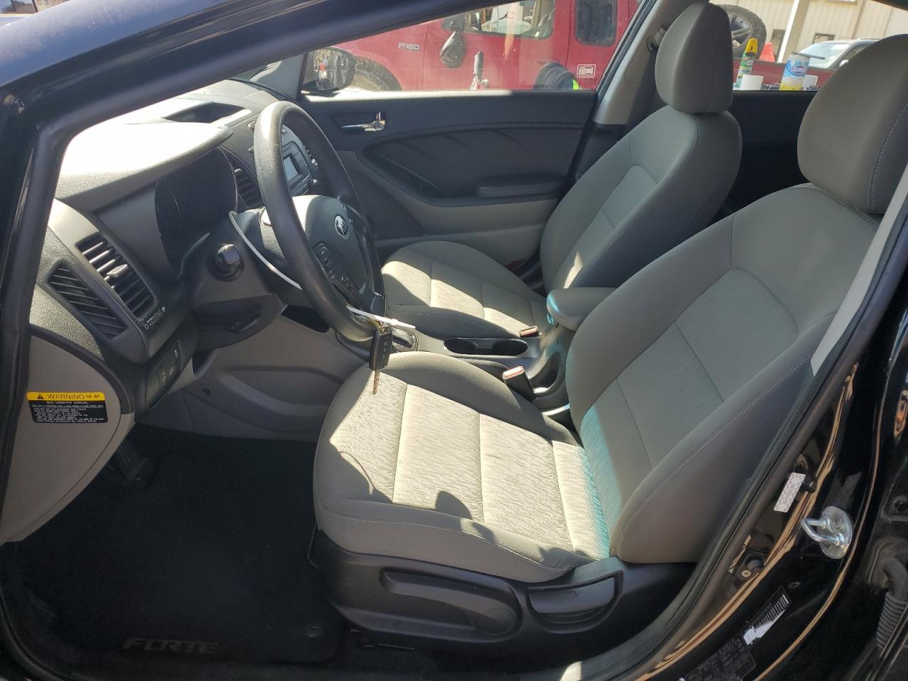 2016 Kia Forte - Image 7