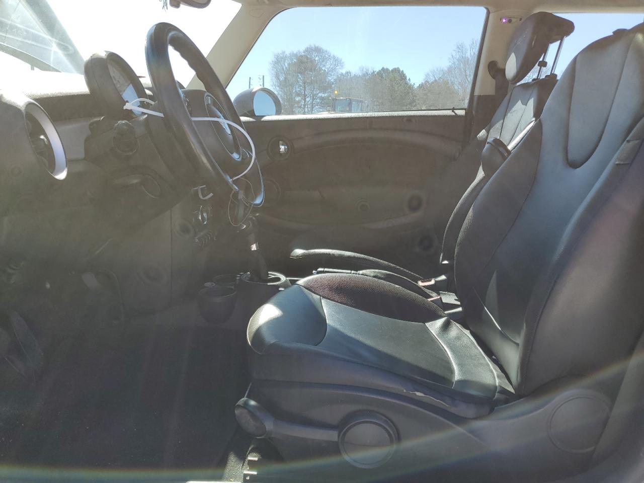 2013 Mini Cooper VIN: WMWSU3C51DT684922 Lot: 49670745