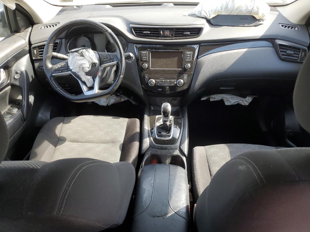 2021 Nissan Rogue - Image 8