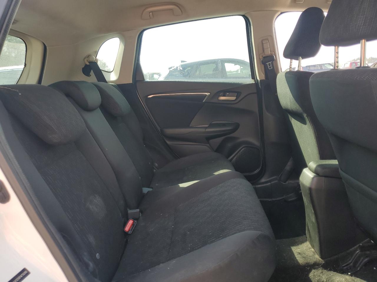 2015 Honda Fit - Image 10