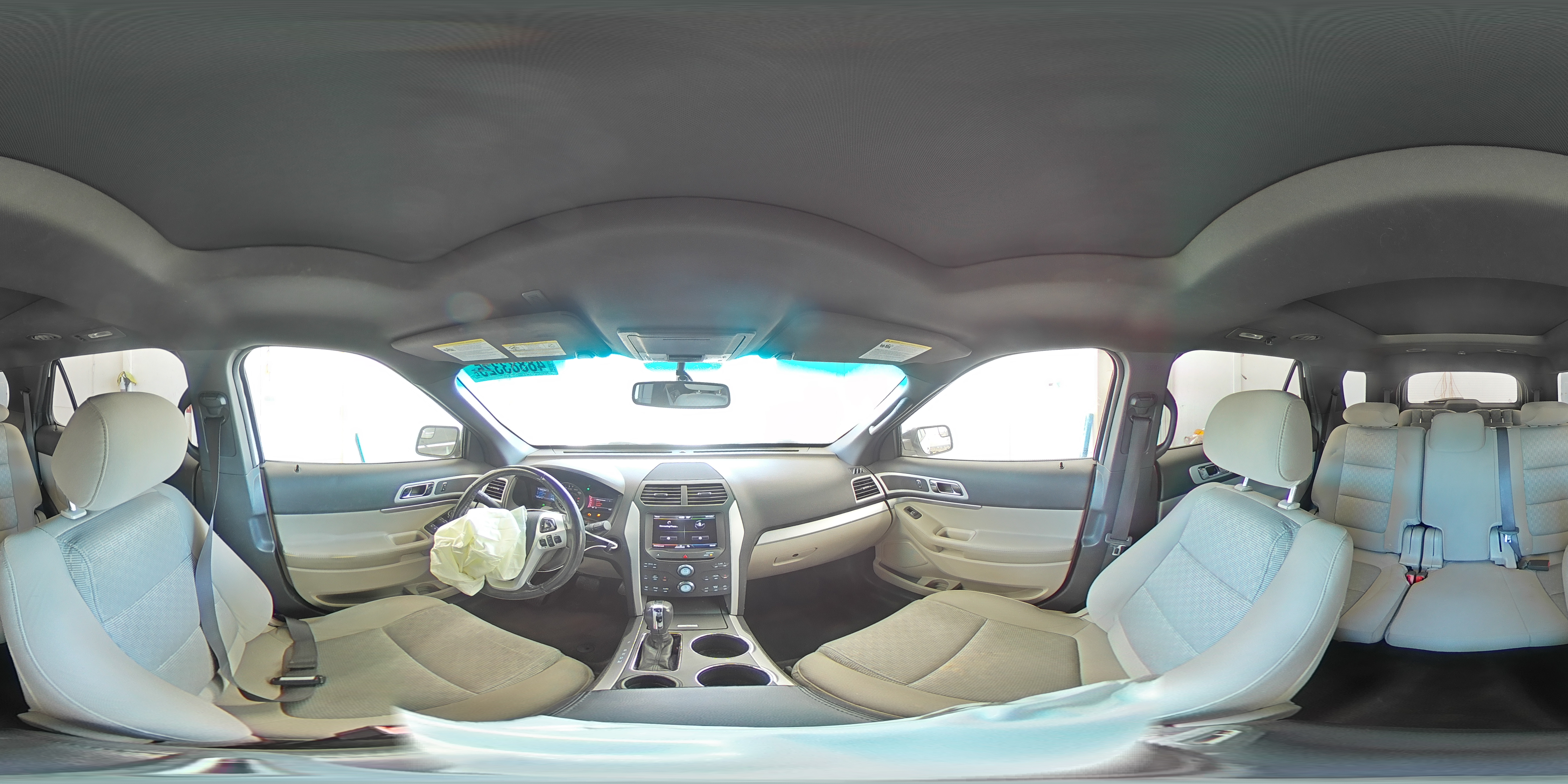 2013 Ford Explorer - Image 16