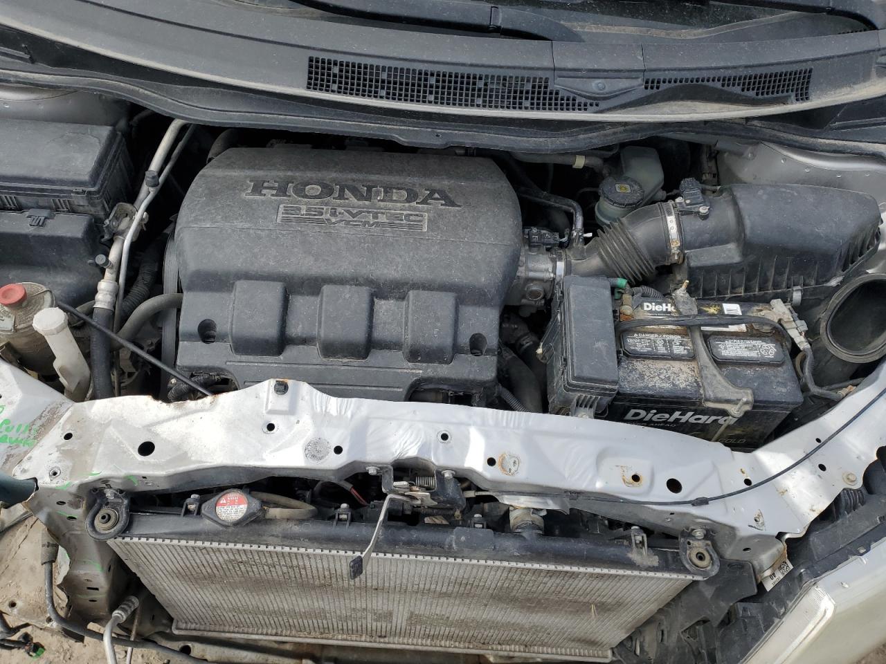 2012 Honda Odyssey - Image 12