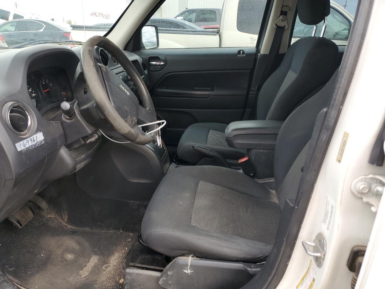 2010 Jeep Liberty (Patriot) - Image 7