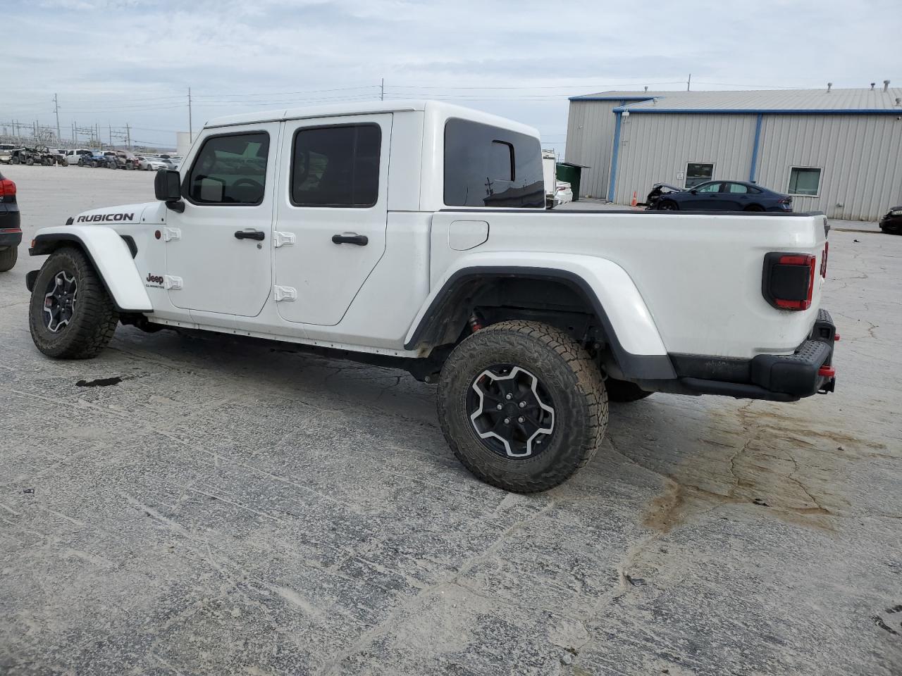 2020 Jeep Gladiator - Image 2