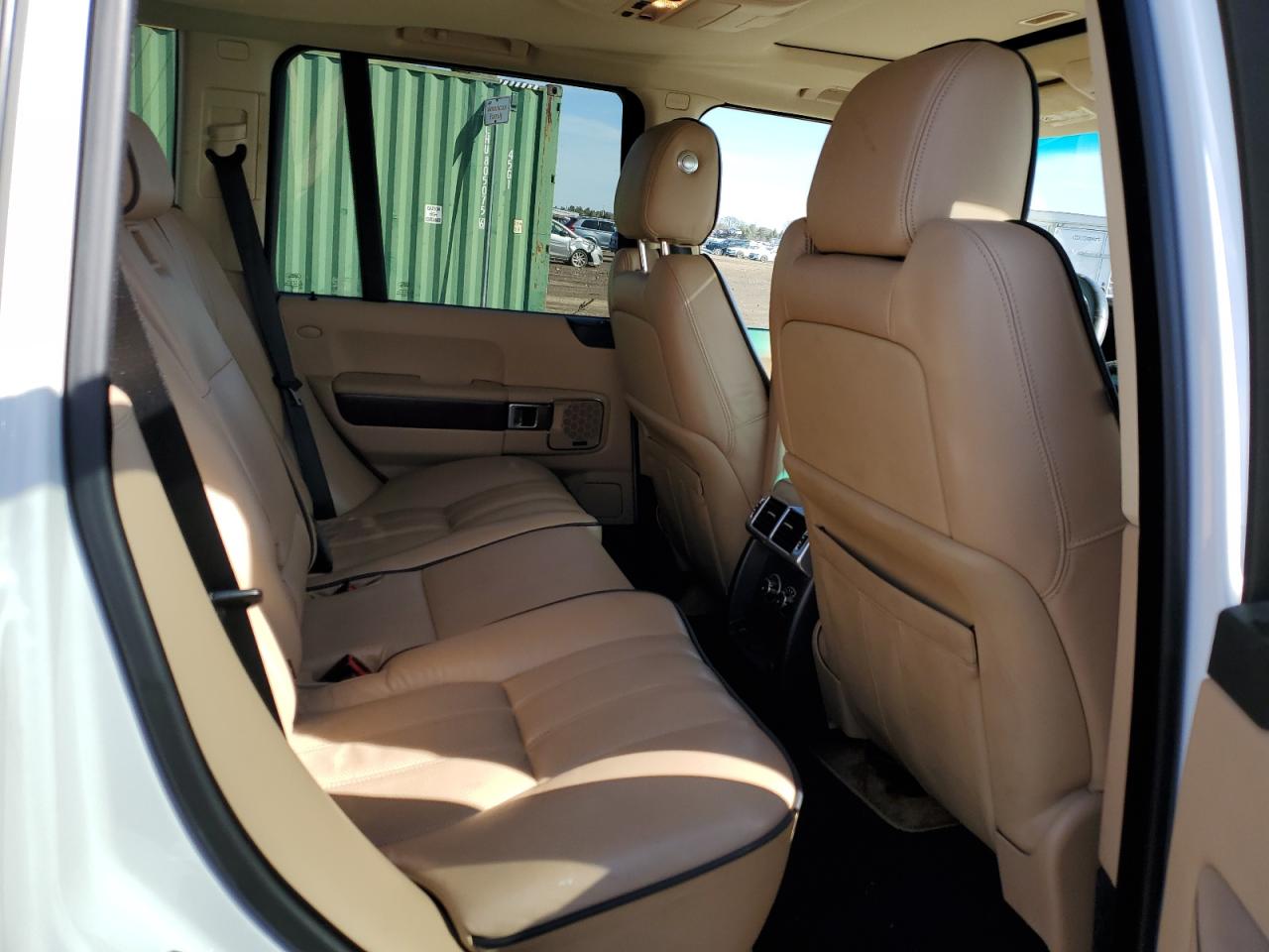 2011 Land Rover Range Rover Hse Luxury VIN: SALMF1D41BA349905 Lot: 49712565