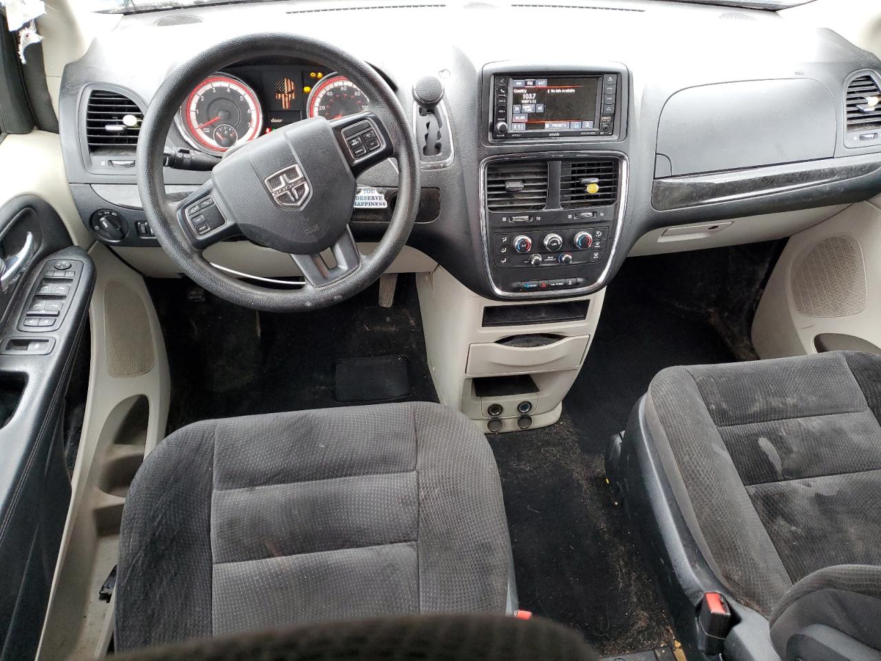 2019 Dodge Caravan - Image 8