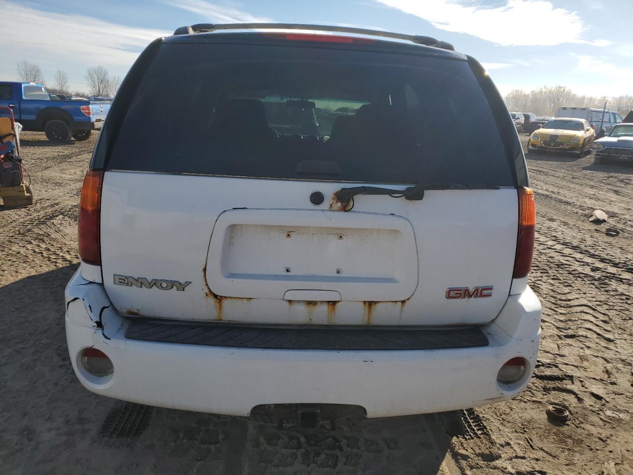 2004 GMC Envoy - Image 6