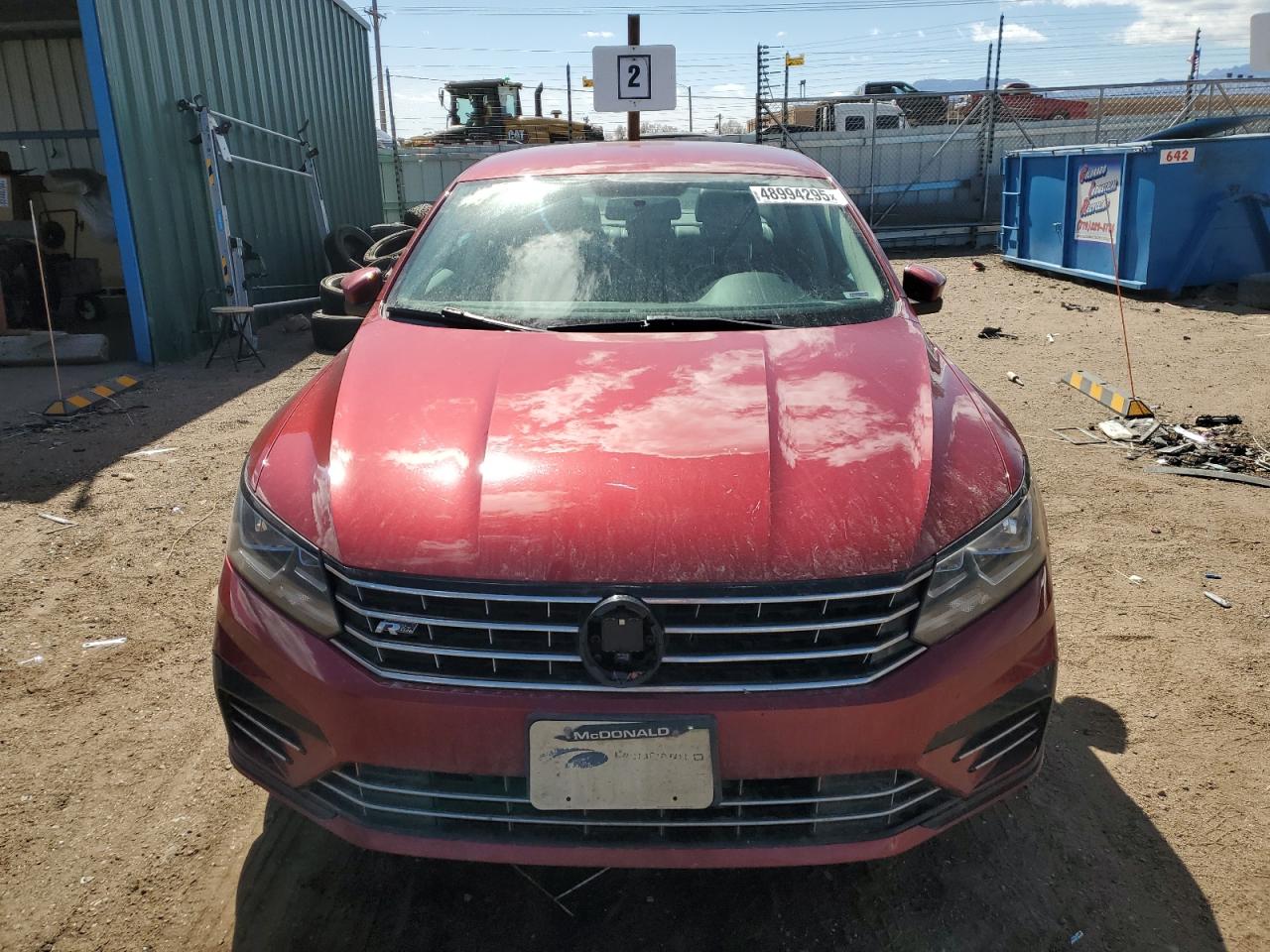 2018 Volkswagen Passat - Image 5
