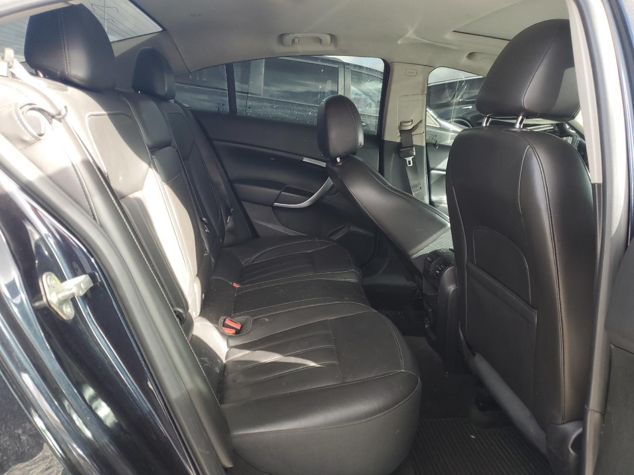 2013 Buick Regal - Image 10