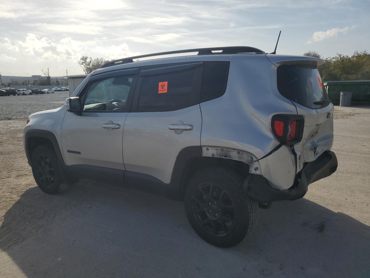 2020 Jeep Renegade - Image 2