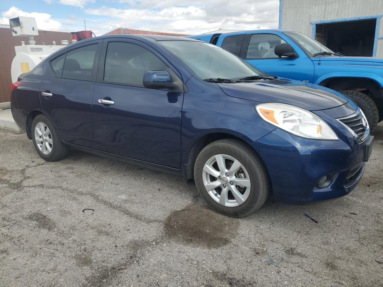 2012 Nissan Versa - Image 4