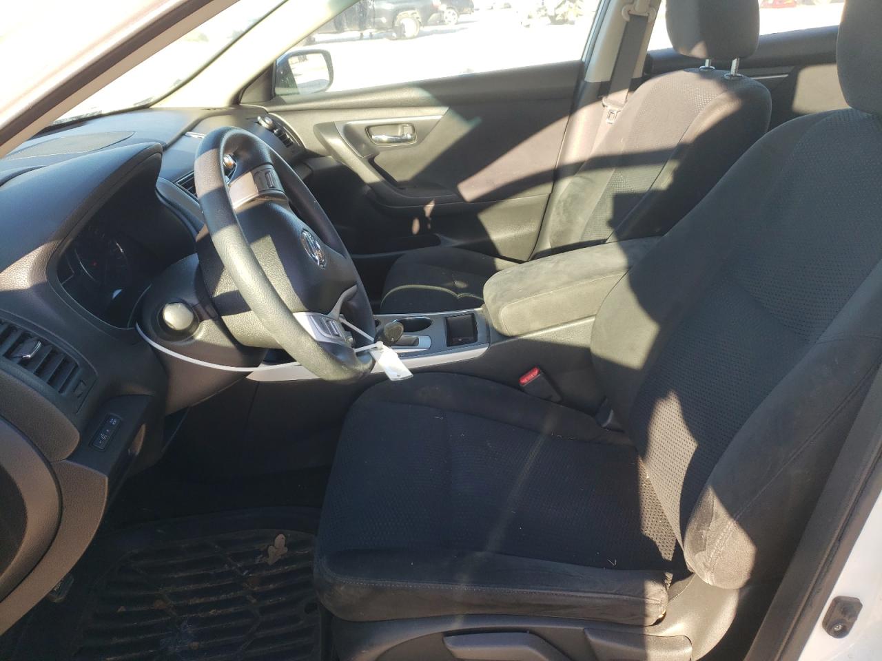 2015 Nissan Altima - Image 7