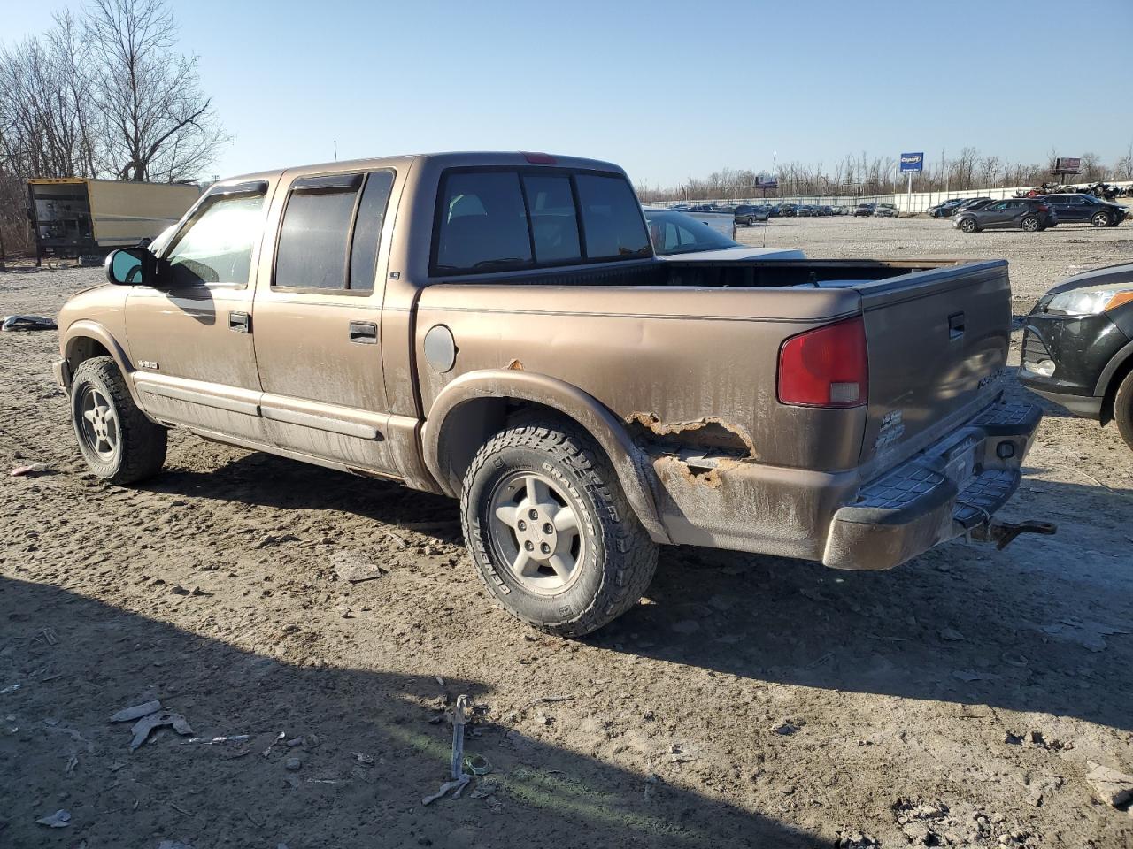2003 Chevrolet S-10 Pickup - Image 2