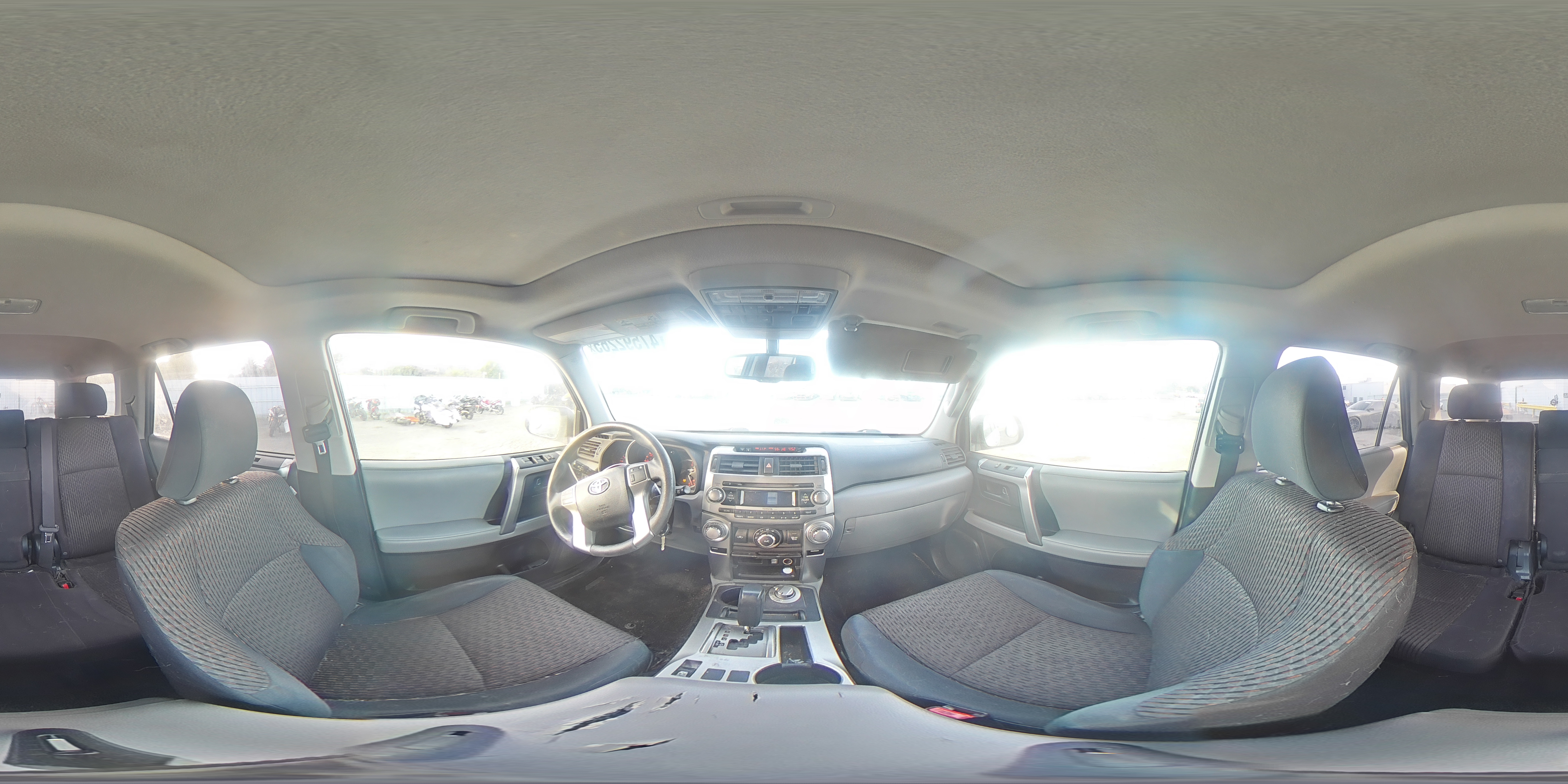2013 Toyota 4Runner - Image 14