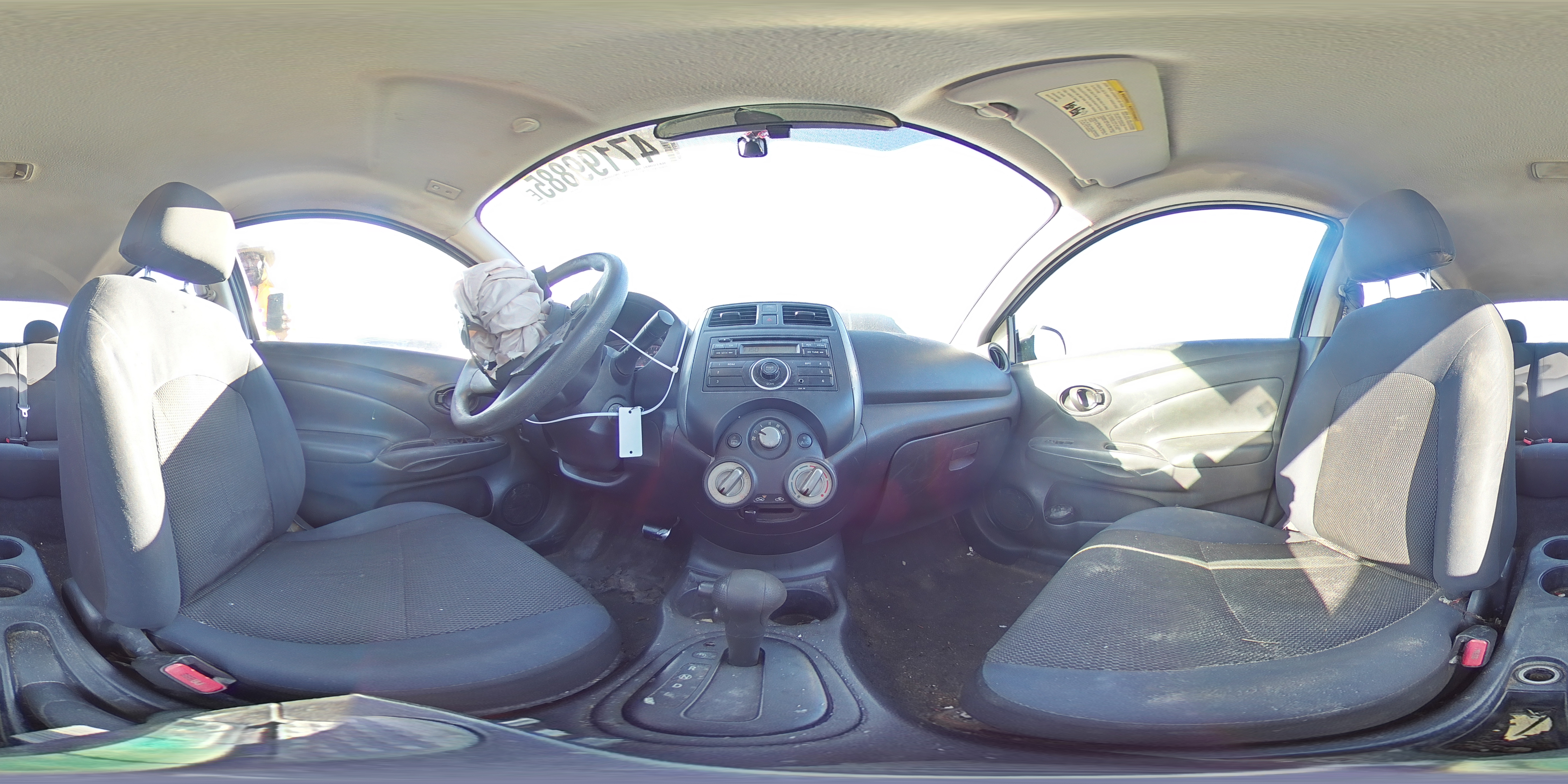 2012 Nissan Versa - Image 12