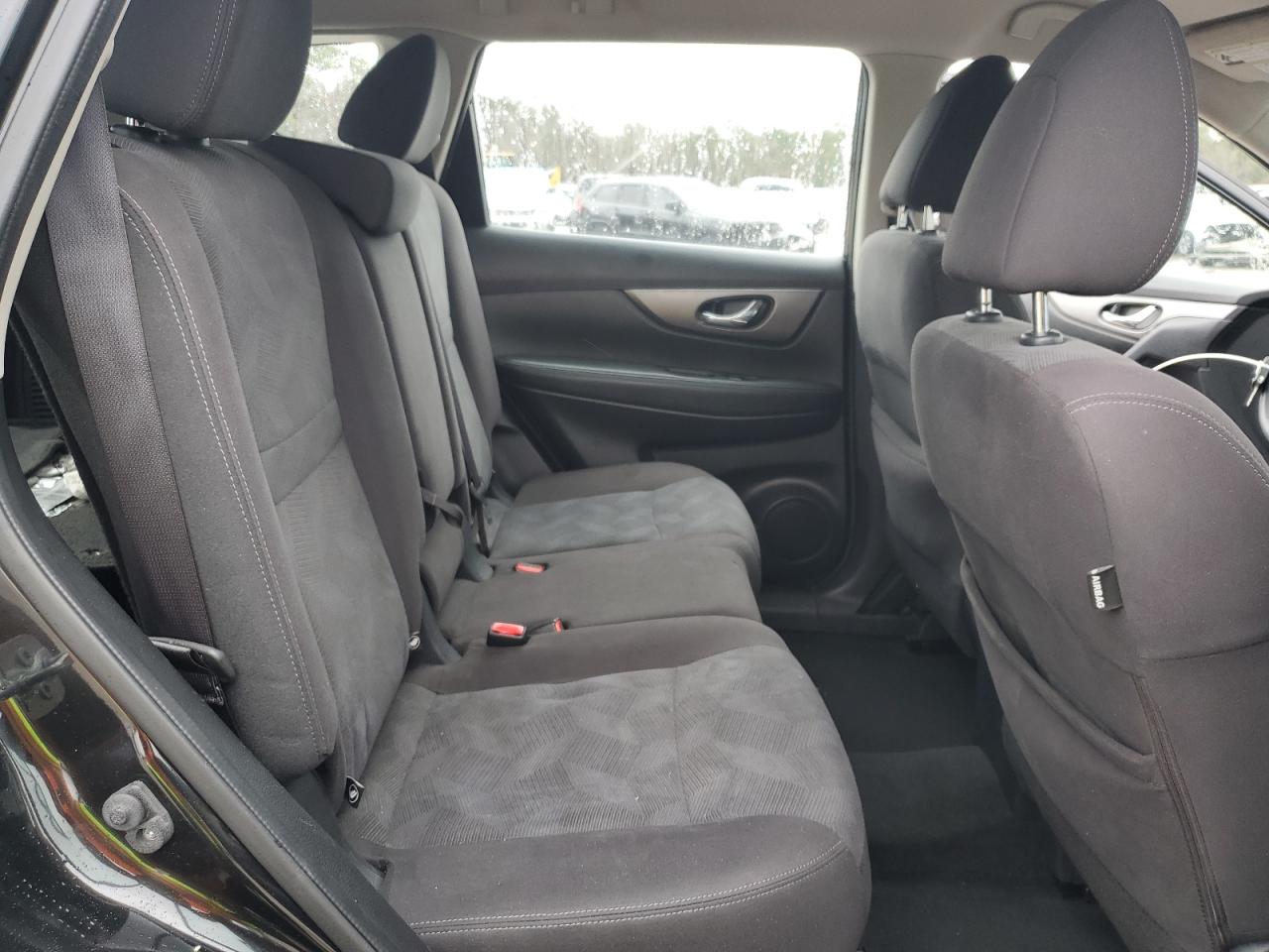 2016 Nissan Rogue - Image 11