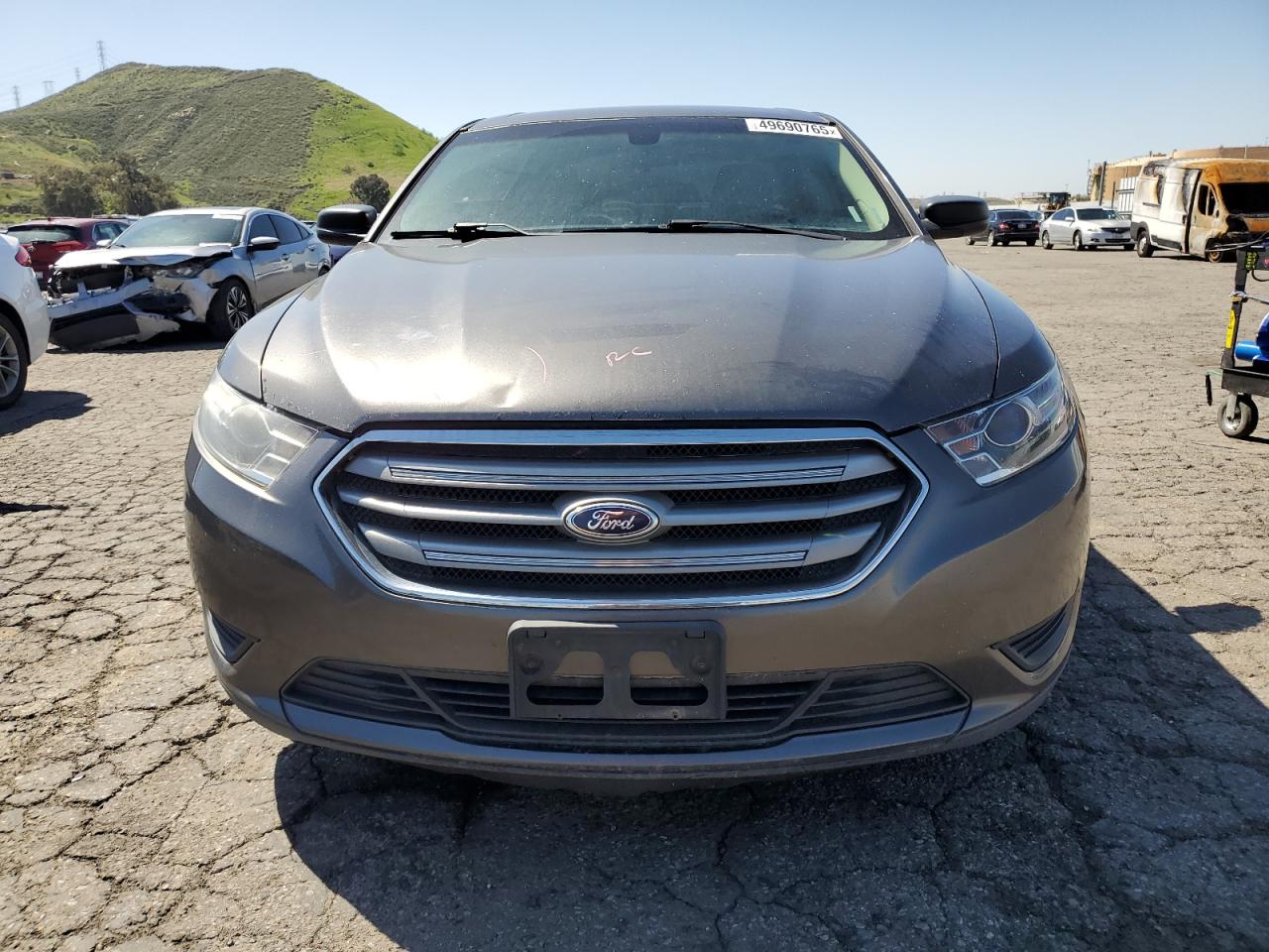 2015 Ford Taurus - Image 5