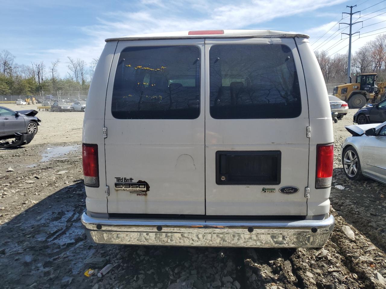 2014 Ford Econoline - Image 6