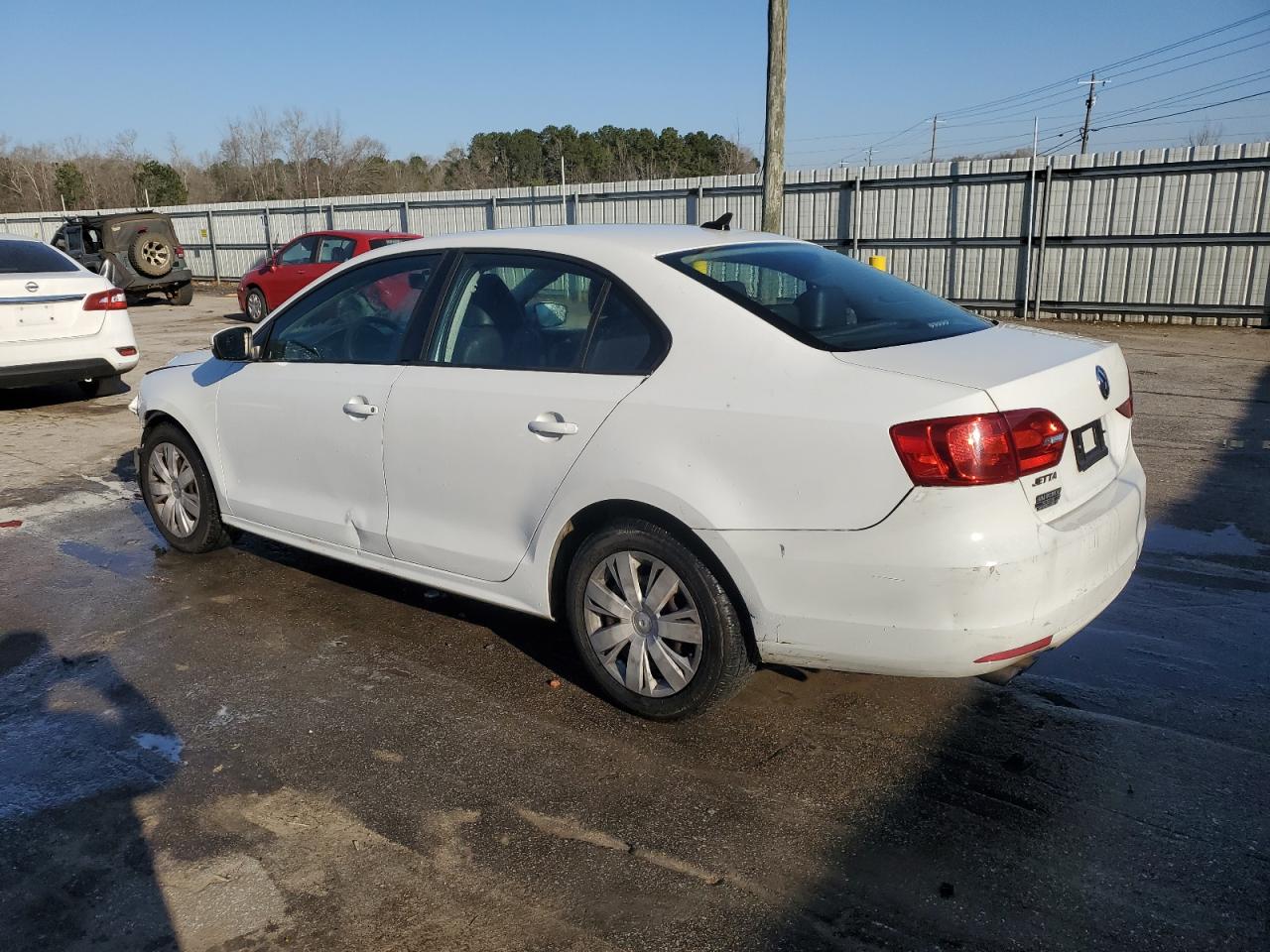 2014 Volkswagen Jetta - Image 2