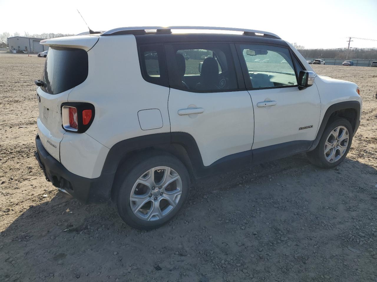 2016 Jeep Renegade - Image 3