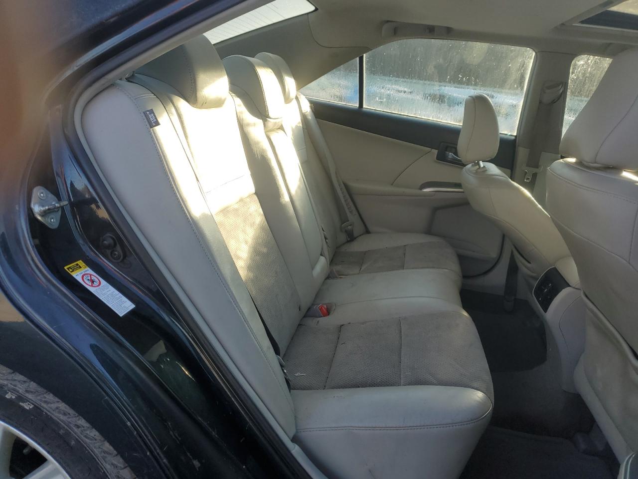 2012 Toyota Camry - Image 10