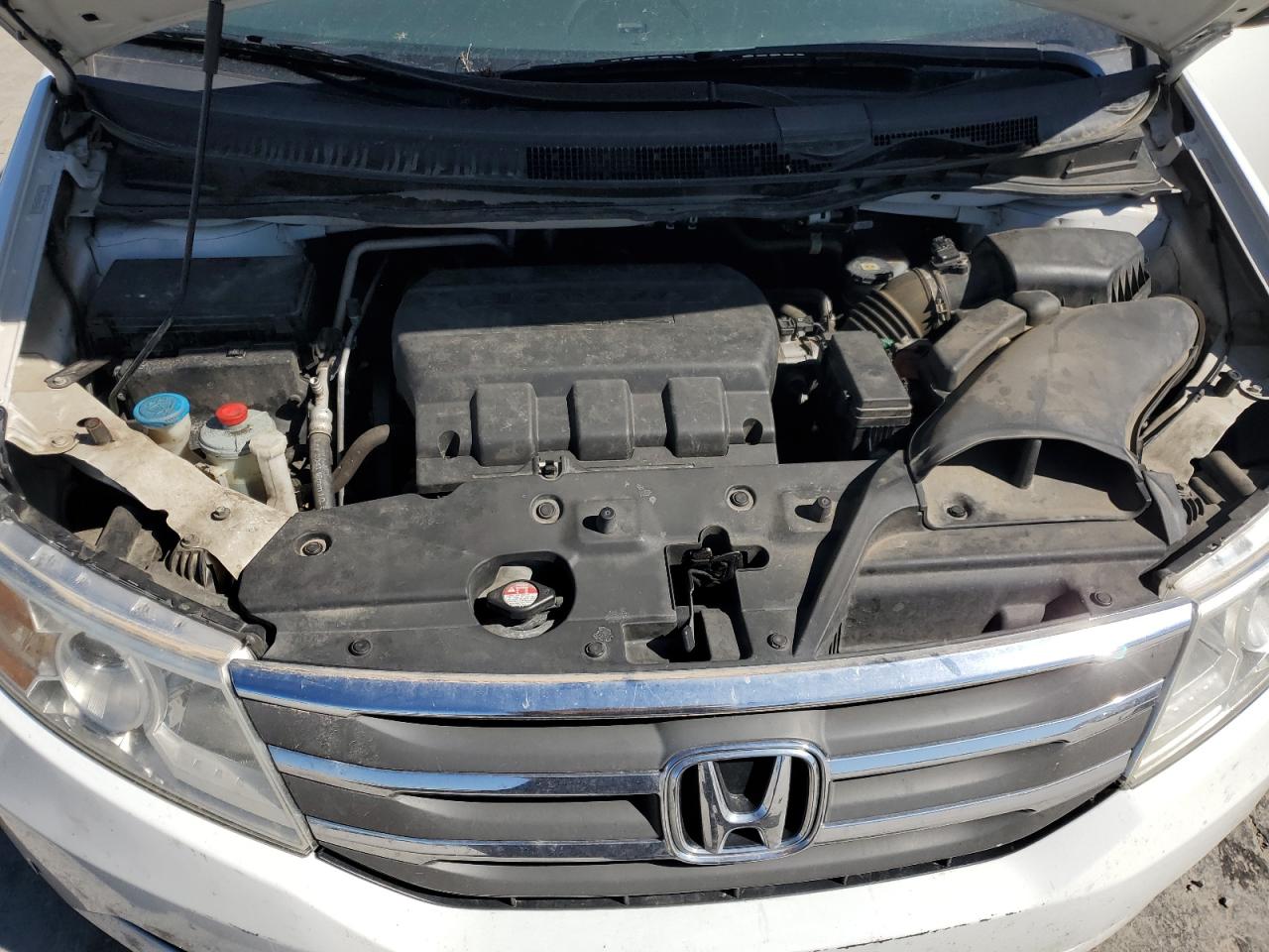 2012 Honda Odyssey - Image 13